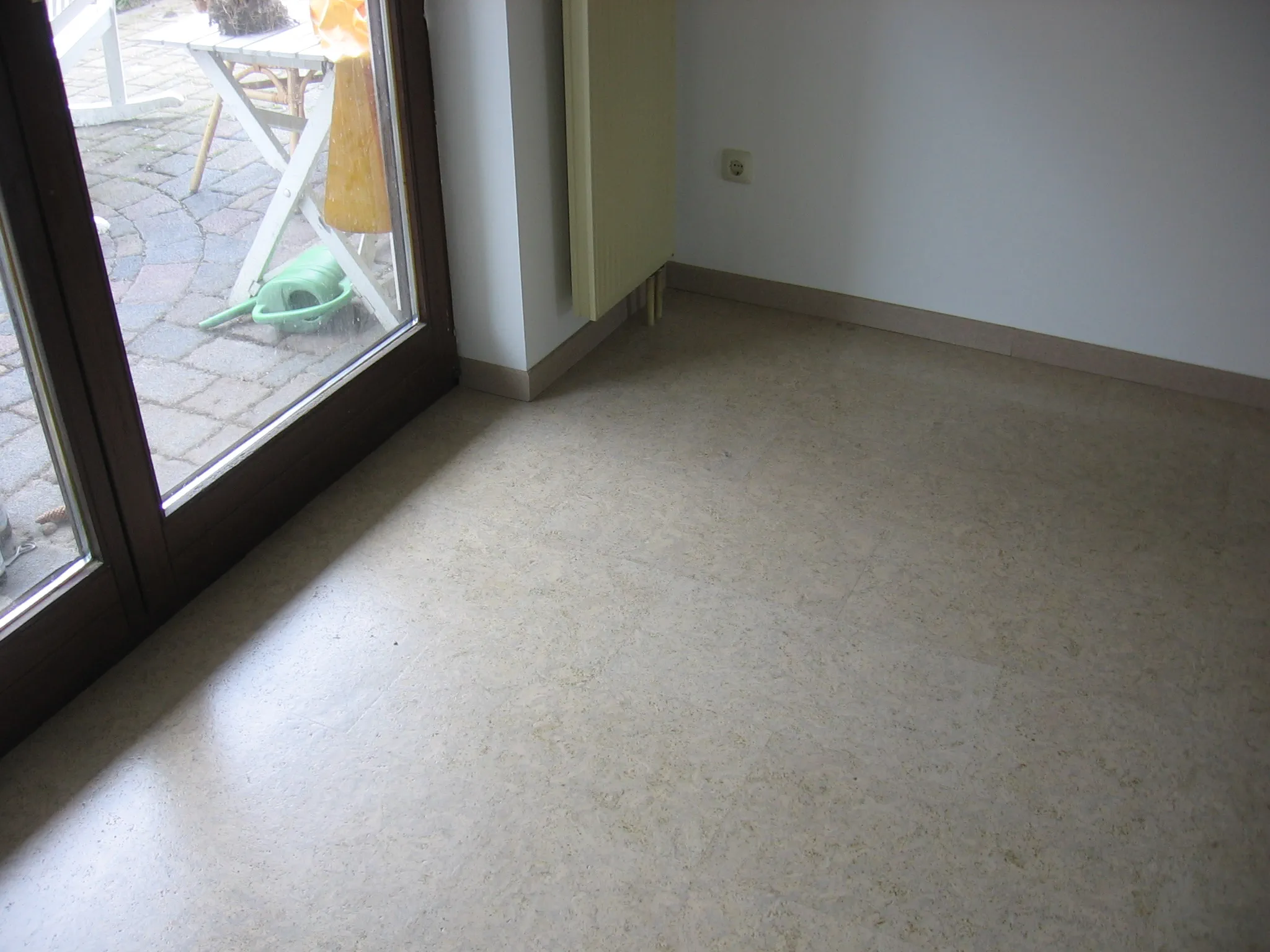Modern Wohnzimmer – Korkboden Referenz von Naturo Bodenbeläge