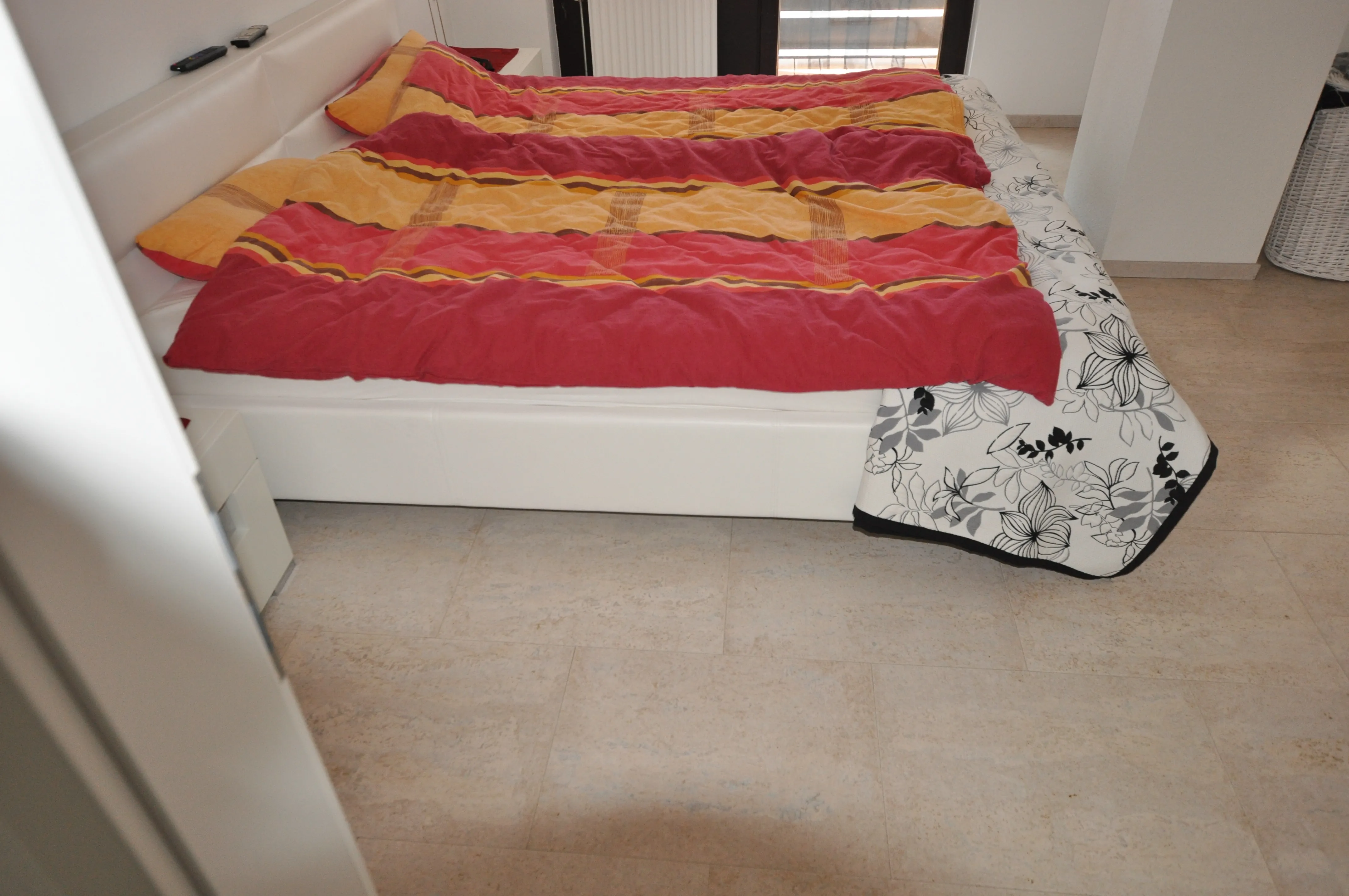 Schlafzimmer 01 Madera Manual W25 – Korkboden Referenz von Naturo Bodenbeläge