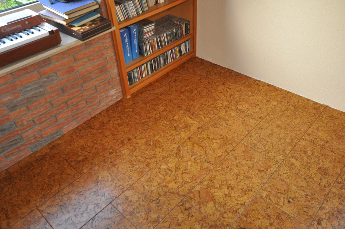 Wohnzimmer 10 3_1200 – Korkboden Referenz von Naturo Bodenbeläge