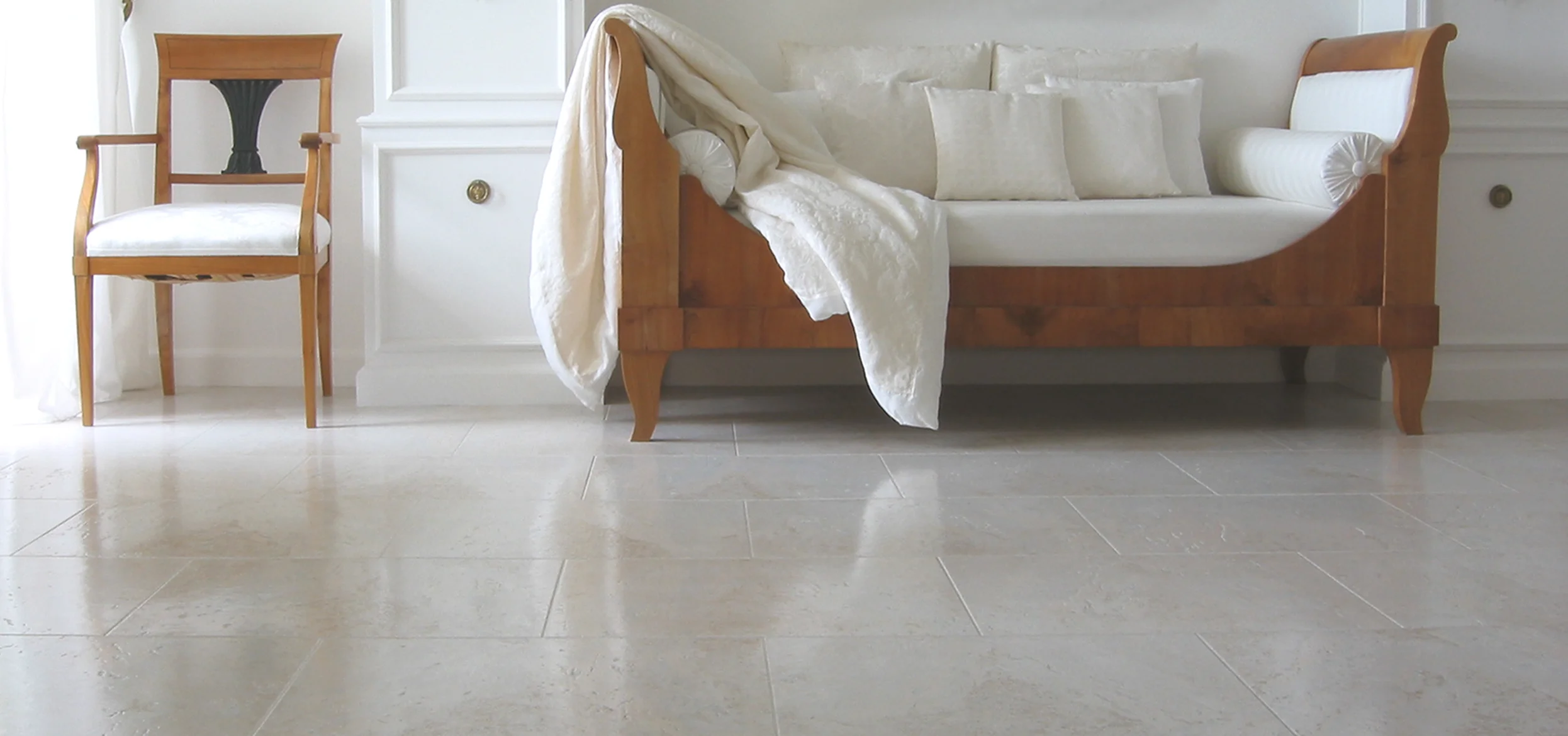 Marmor Kork – Korkboden in eleganter Marmoroptik – Naturo Bodenbeläge®