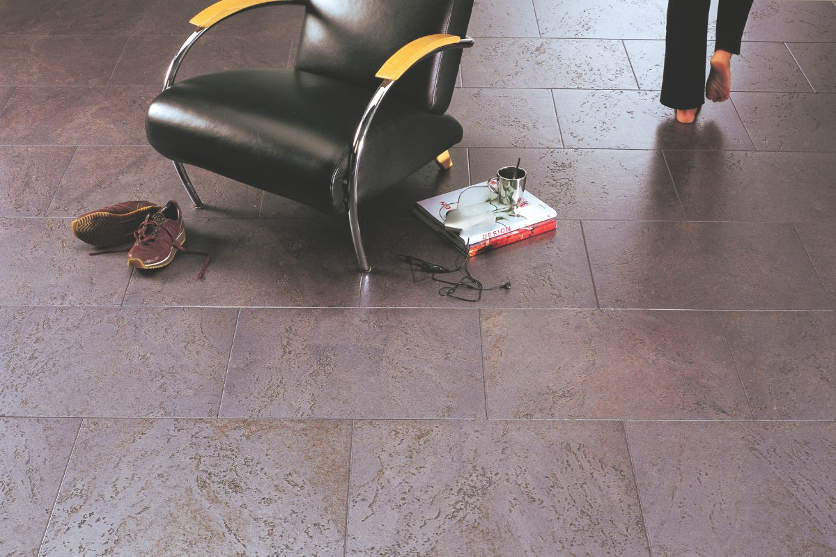Stony Kork: Kork in Steinoptik dunkel